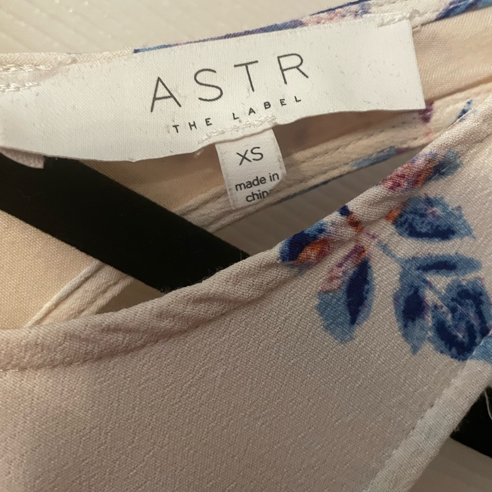 ASTR Rena Racerback Swing Dress - Picture 3 of 5